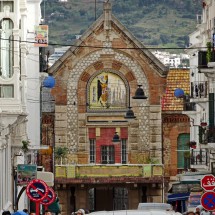 Buildings in Tétouan with typical street signs in Arabic / Spanish